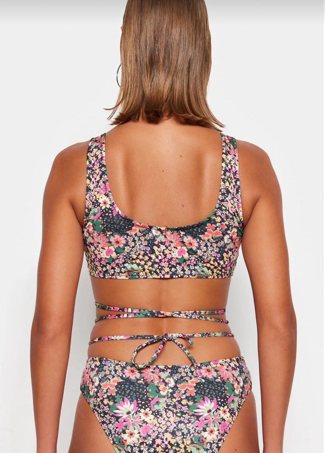 Collection Floral Patterned Triangle Tie Bikini Top
TBESS23BU00162