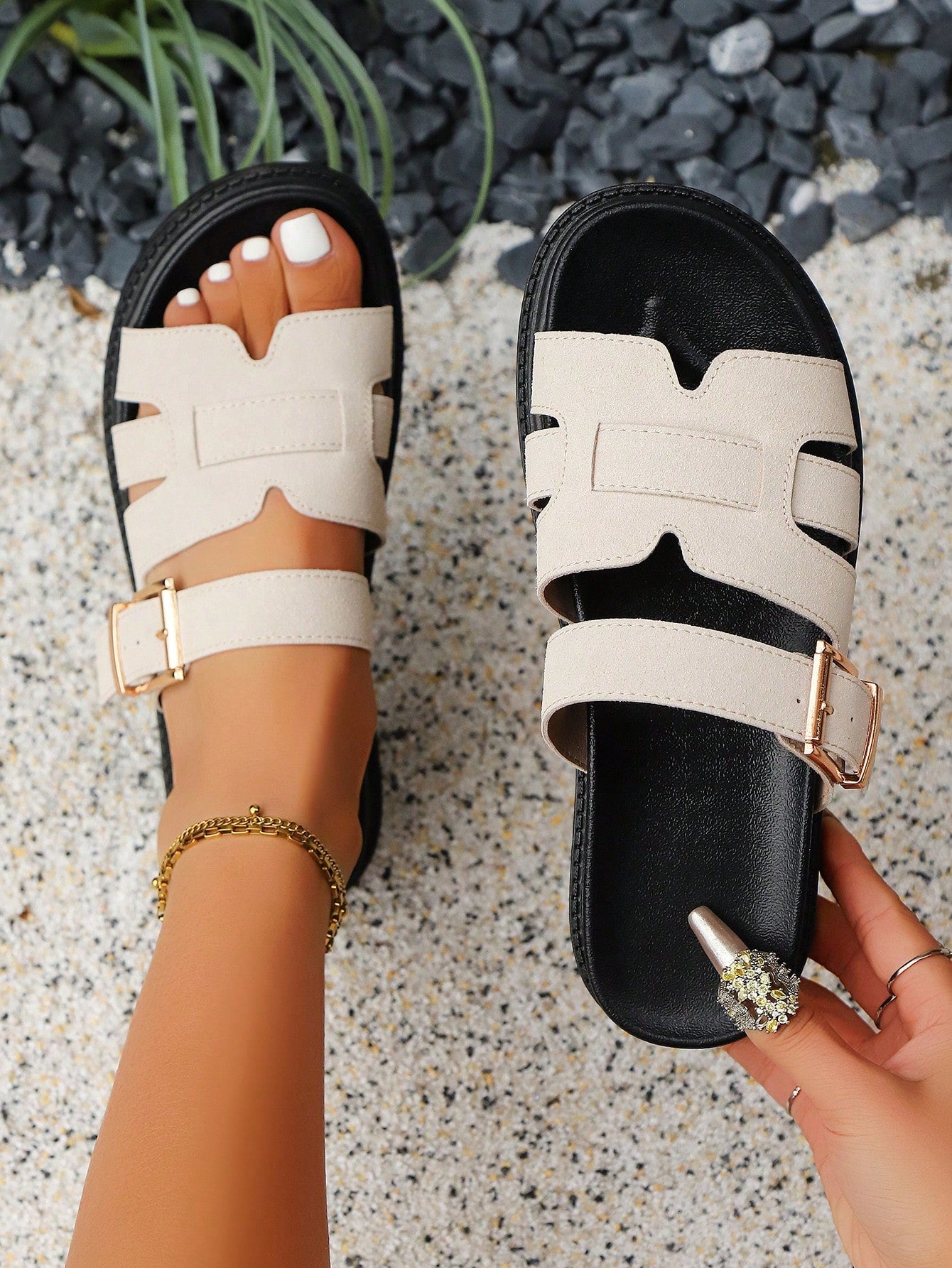 Summer New Arrival 2025 Fashionable Versatile Slide Sandals, Size 36-43 Women Plus Size, Non-Slip Durable Casual Slippers With Buckle