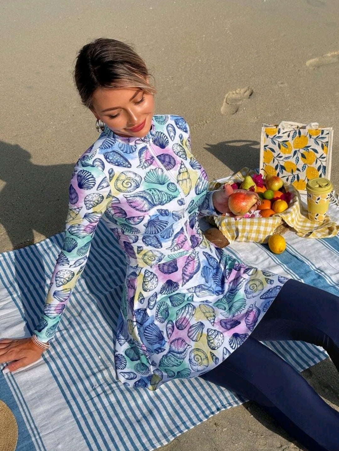 Swim Shayni 2pcs/Set Women's White Base Colorful Seashell Random Print Long Sleeve Half Zip Bodycon Top And A-Line Dress With Leggings, Middle Eastern Ladies Bikini