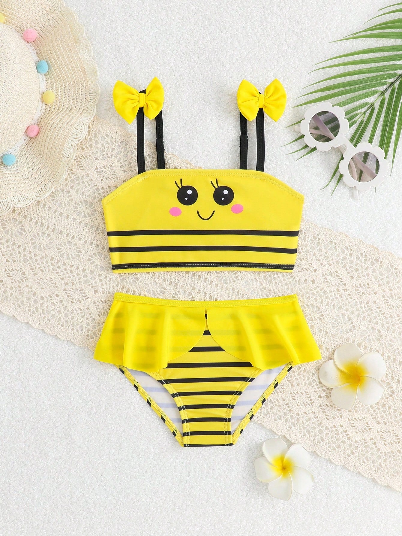 SHEIN Baby Girl Summer Vacation Cute Shell Embroidery Bow Decor Swimsuit Set, Beachwear, Sweet Shell Swimsuit Set For Girls, Baby High-Waisted Netting Skirt And Pants + Hairband Swimsuit,Essential For Baby Vacation