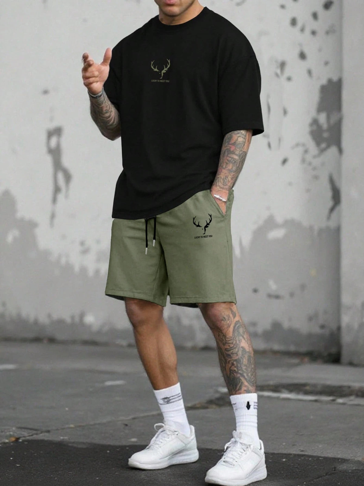 NEOREFINED Men's Letter Print Round Neck Short Sleeve T-Shirt And Drawstring Waist Shorts Casual Daily Outfit