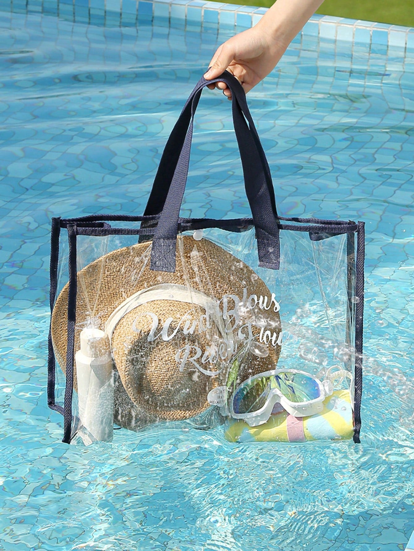 1 Pc PVC Transparent Waterproof Outdoor Swimming Bag, Multi-Functional Toiletry Bag, Large Capacity Beach Bag Suitable For Pool, Beach, Vacation, Beach Bags ,Holiday