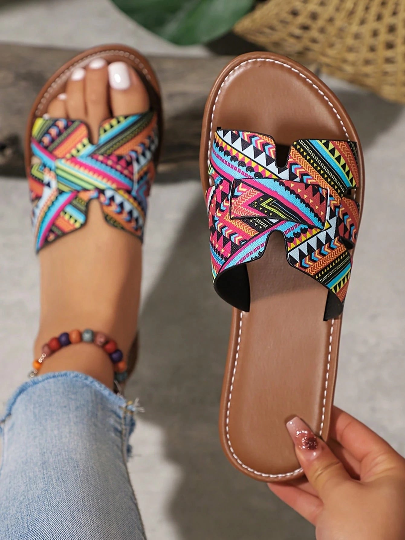 New Plus Size Women Comfortable Simple Round Toe Hollow Out Flat Slippers Sandals, Casual Fashion Outdoor Vacation Beach Style Summer Shoes
