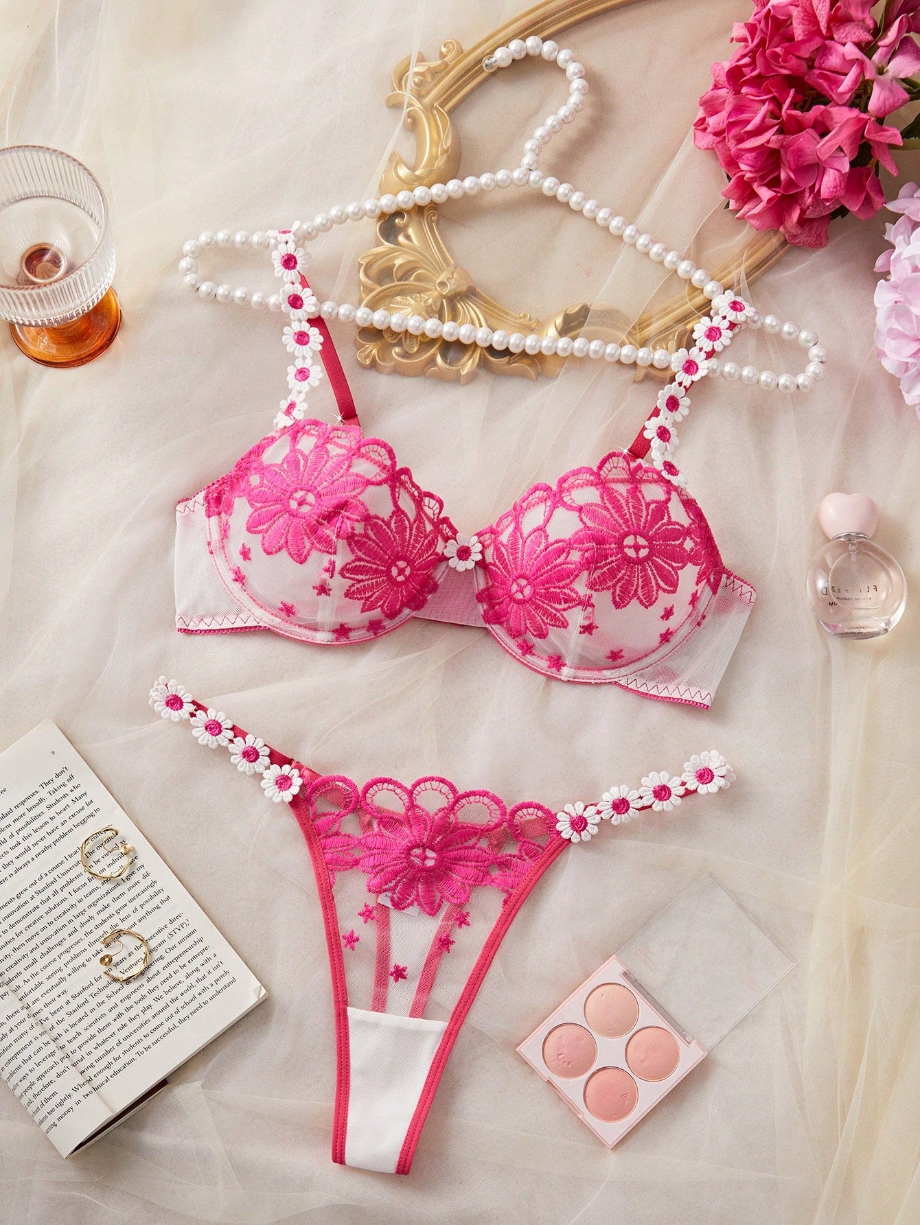 SHEIN 2pcs Women's Lingerie Set With Water-Soluble Embroidered Lace