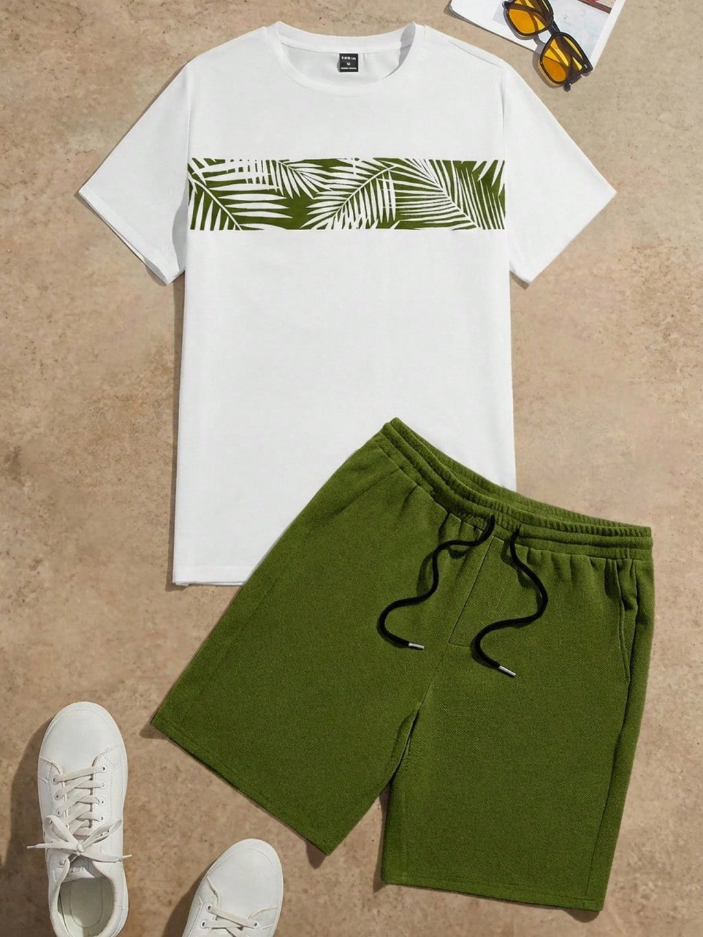 Manfinity BRENVOR Men Tropical Print Tee & Drawstring Waist Shorts Summer Outfit, Cozy Outfits, Couple Things