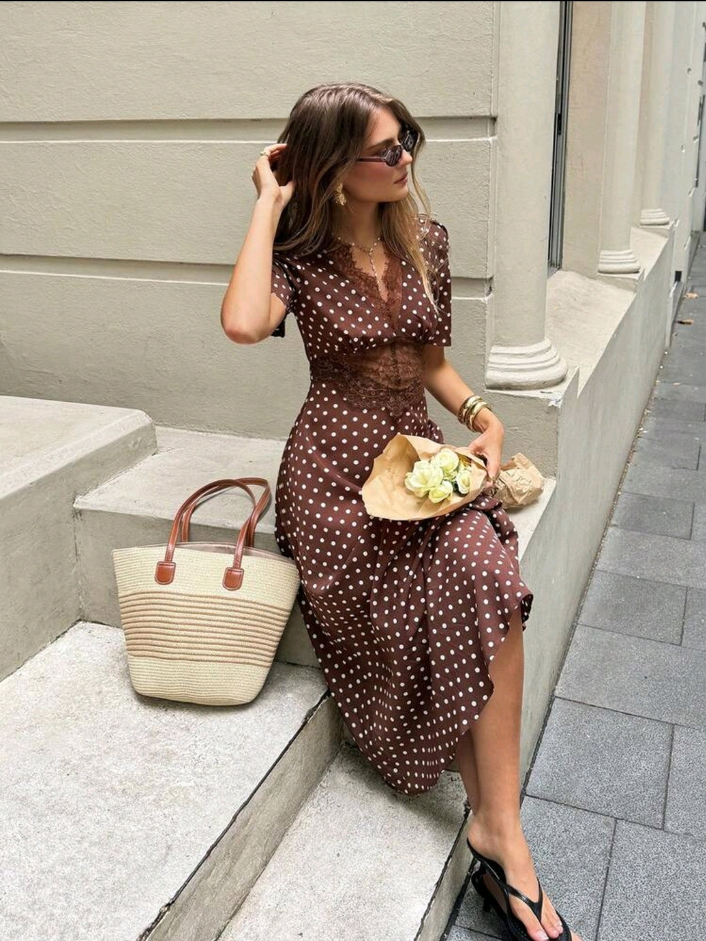 Serisse Women's Polka Dot Contrast Lace V-Neck Petal Sleeve Dress,French Summer Brown Vintage Polka Dot Lace Patchwork Short Sleeve Mid-Length Dress, Waist Cinching Slimming, Elegant Streetwear/Date Outfit Best Seller, Brown Polka Dot Dress, Brown Summer