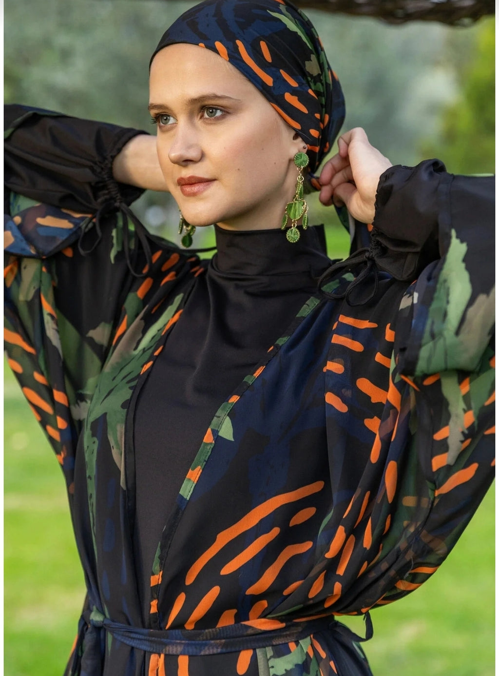 Alfasa 5-Piece Mock Neck Chiffon Woven Comfortable Quick-Drying Palm
Patterned Hijab Swimsuit