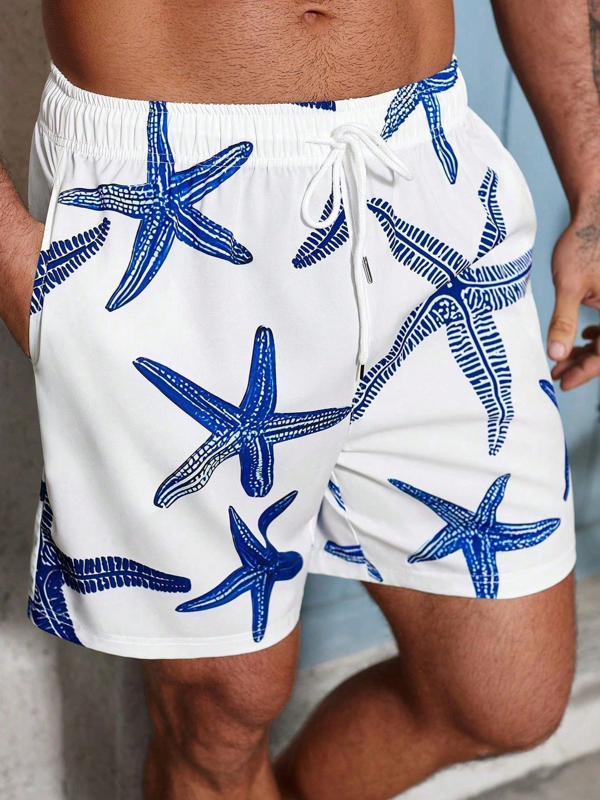 VIVINTIMO Men's Elastic Waist Drawstring Casual Starfish Print Beach Shorts, Summer Holiday / Vacation / Beach / Hawaii / Tropical / Swim /  Bathing