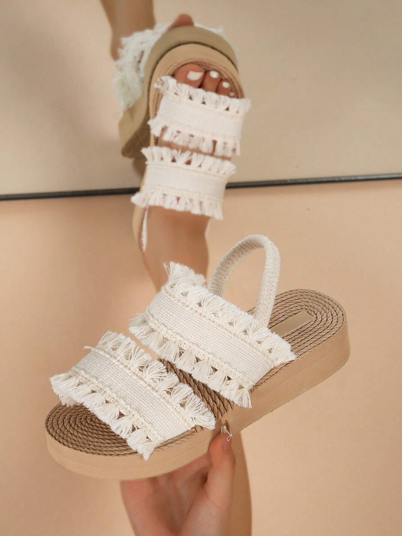 Women's Summer Wedge Sandals, Thick Sole Low Heel Open Toe Criss-Cross Strap Tassel Fringe Sandals, Brown, Beige, Suitable For Outdoor, Beach, Travel, Mix And Match, White