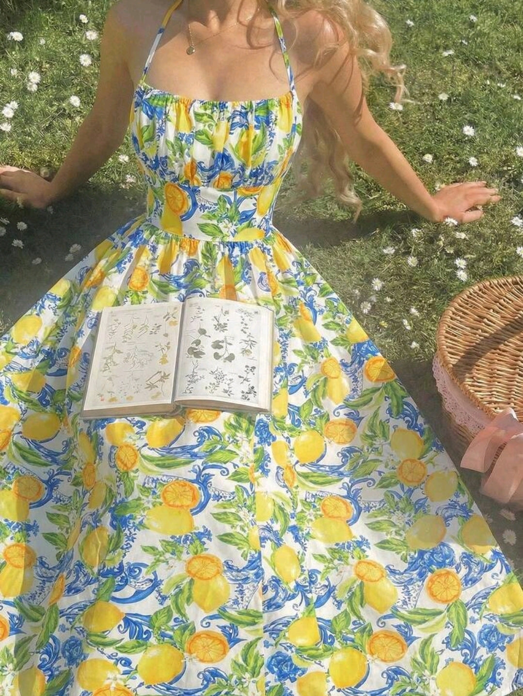 SHEIN MOD Women's Backless Bow-Tie Strap Lemon Floral Dress,Women's Vibrant Lemon Halterneck Midi Dress For Summer Picnics And Garden Parties,Resort Wear,Vacation Dress Tropical,Garden Party Dress,Halter Dress,Lemon Dress Women,Vacation Outfits Woman, Boh