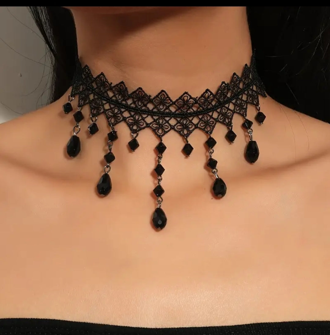 Elegant Black Lace Choker with Water Drop Pendant - Perfect for Weddings, Parties & Halloween