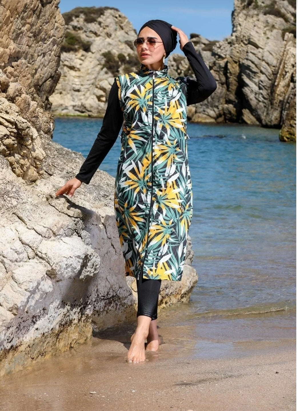 SEBOTEKS Tropical Pattern Long Jile Closed Hijab Swimsuit 2374